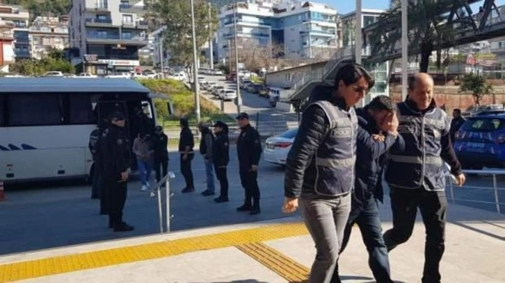 Alanya’da silahlı saldırı olayında 3 kişi tutuklandı