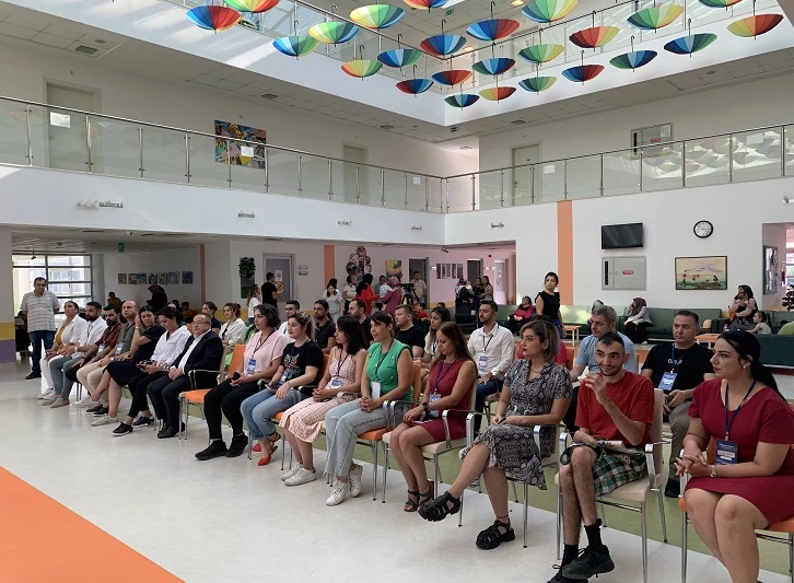 Antalya Büyükşehir'den CHP'lilere siyaset okulu