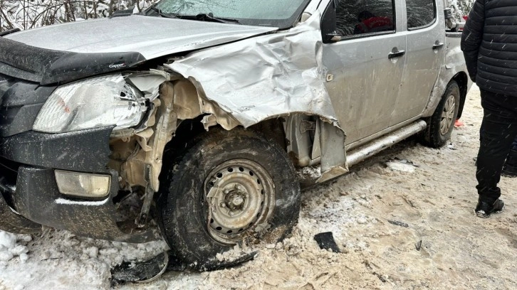 Bolu Kartalkaya yolunda kaza! Buzlanan zemin ikinci kazaya neden oldu: 2 yaralı