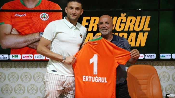 Corendon Alanyaspor, 3 yerli oyuncuyu kadrosuna kattı