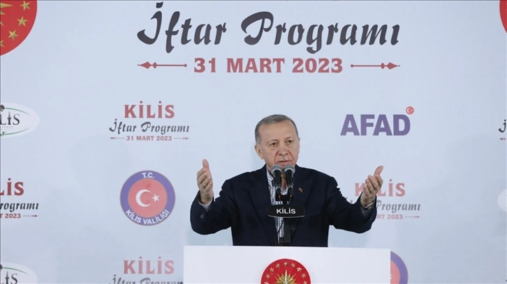 Cumhurbaşkanı Erdoğan: Bir masa idare edemeyenler 85 milyonu idare edemez
