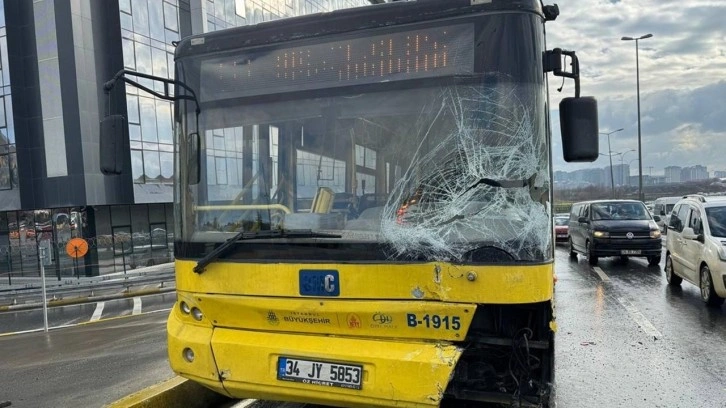 İETT otobüsünün de karıştığı zincirleme kaza; yaralılar var
