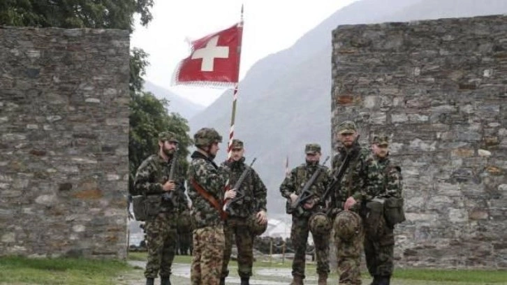 İsviçre ordusu Ukraynalı sivillere mayın temizleme eğitimi verecek
