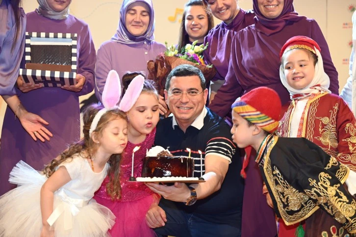 Kepez’in Nasreddin Hoca Kreşlerinde mezuniyet heyecanı