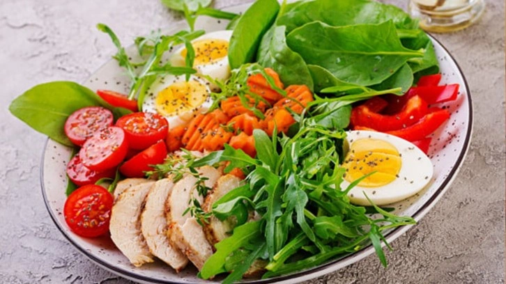 Ketojenik diyet nedir. Ketojenik diyetle 21 günde kaç kilo verilir. Ketojenik diyet zararlı mıdır?