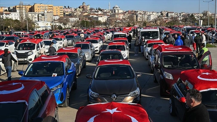 Martı çalışanları ve sürücüleri Yenikapı'da terörü lanetledi