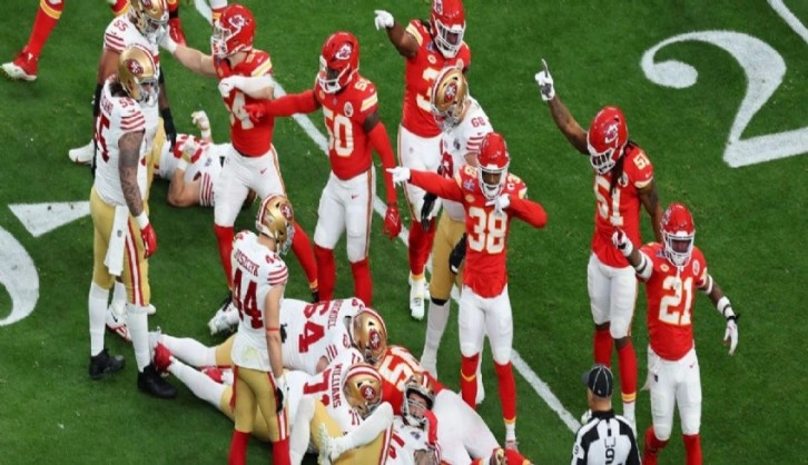 Super Bowl'da Kansas City Chiefs şampiyon oldu