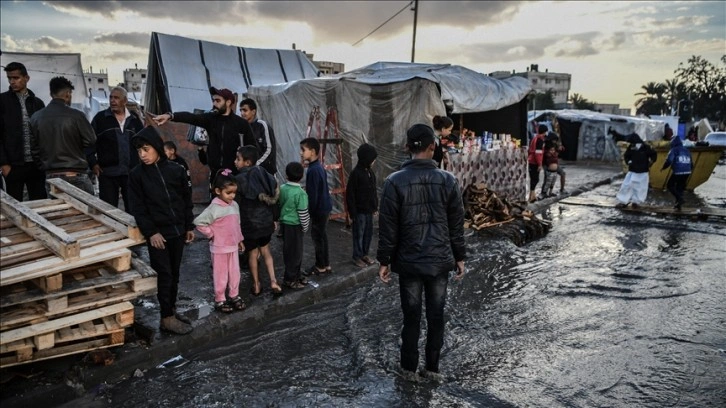 Uluslararası Adalet Divanı, İsrail'in geçici tedbirleri derhal ve etkin şekilde uygulamasını is