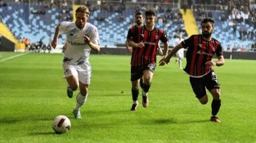 Adana Demirspor'a büyük şok! 24 Erzincanspor kupada Adana Demirspor'u saf dışı bıraktı