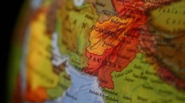 Afganistan'da 5,4 büyüklüğünde deprem... Tacikistan ve Pakistan'da da hissedildi
