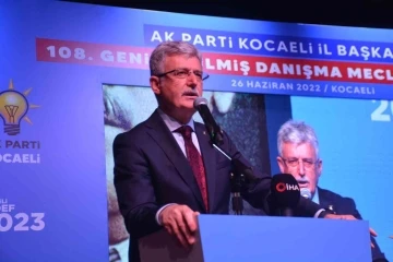 AK Parti Kocaeli İl Başkanı Ellibeş: &quot;Şehitlerimiz adına saygı duruşu yerine teröristlerin adına saygı duruşu yapıyorlar&quot;
