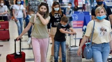 Antalya'ya yılın ilk 6 ayında 5 milyona yakın tatilci geldi