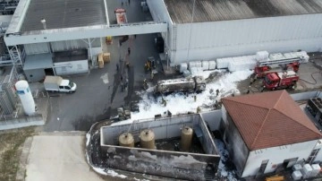 Arnavutköy'de bir yakıt tankerinde yangın çıktı!