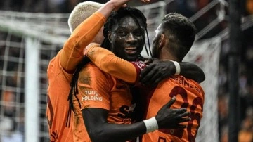 Bafetimbi Gomis, Galatasaray'ı liderliğe taşıdı!