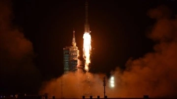 Çin gizlilik dereceli bir uyduyu Yer Sabit Yörünge'ye fırlattı