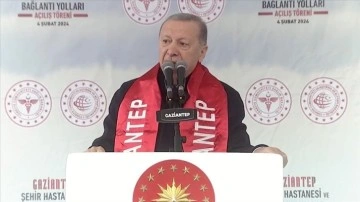 Cumhurbaşkanı Erdoğan: Deprem şehirlerimizi tamamen ayağa kaldırana kadar durup dinlenmeyeceğiz