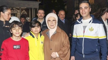 Emine Erdoğan, New York'ta Türk ailenin evinde iftar yaptı
