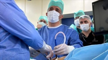 Erzurum'da düzenlenen "kapalı yöntemle yemek borusu ameliyatı" eğitimi sona erdi