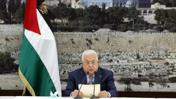 Filistin Devlet Başkanı Abbas, İsrail saldırıları ve ateşkes çabalarını görüşmek üzere Kahire'd
