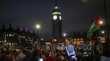 İngiltere Parlamentosu, Gazze'de "acil insani ateşkes" çağrısı yapan önergeyi kabul e