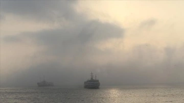 İstanbul'da deniz ulaşımına hava muhalefeti engeli