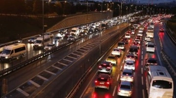 İstanbul'nun trafik çilesi. Durma noktasına geldi