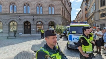 İsveç'te İran'ın Stockholm Büyükelçiliği önünde Kur'an-ı Kerim'e yönelik saldırı