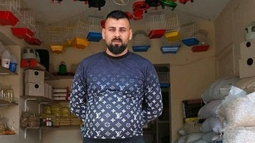 İzmir'de cadde ortasında esnaf cinayeti. Petshop işletmecisi genç defalarca bıçaklandı