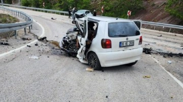 Kızılcahamam'da korkunç kaza: Aralarında çocuk bulunan araçlarda çok sayıda ölü ve yaralı var!