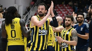 Kupada derbi heyecanı yaşanacak. Fenerbahçe Beko, Beşiktaş Emlakjet'in rakibi oldu