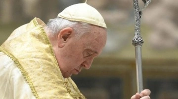 LGBT bireylere Papa'dan destek. "Tanrı bizi olduğumuz gibi seviyor"