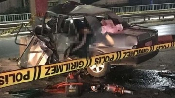 Manisa'da korkunç kaza! Refüje çarpan araçta 4 kişi hayatını kaybetti