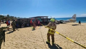 Meksika'da acil iniş yapan uçak, plajdaki 1 kişinin ölümüne neden oldu