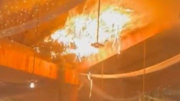Mersin'de büyük bir facia atlatıldı. Düğün salonunda yangın çıktı