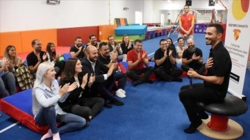 Milli cimnastikçi Ferhat Arıcan, Göztepe Cimnastik Akademi'de velilerle buluştu