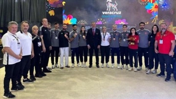 Milli para tekvandocular, Dünya Şampiyonası'nı 7 madalyayla tamamladı