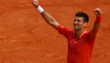 Novak Djokovic şampiyon oldu, tarihe geçti
