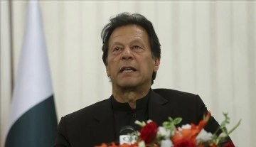 Pakistan seçimlerini tutuklu eski Başbakan İmran Han destekli bağımsızlar kazandı