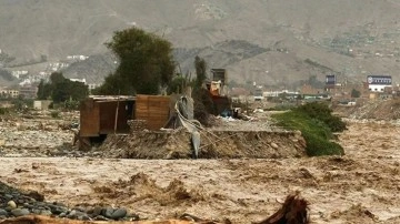Peru'da sel felaketi: 2 bin 500 kişi evsiz kaldı