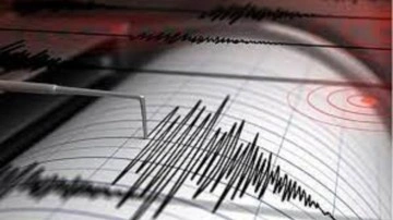 Son dakika... İzmir'de hissedilen deprem oldu. Depremin büyüklüğünü AFAD açıkladı