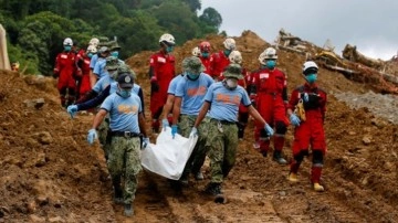 Toprak kayması faciası. 10'larca ölü var. Filipinler'deki afette son durum...