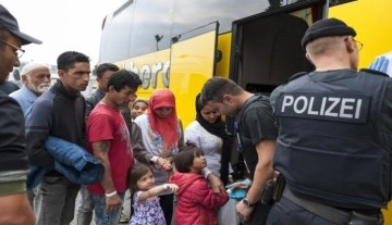 Türkler akın akın Almanya’ya gidiyor: Sığınma isteğinde büyük artış