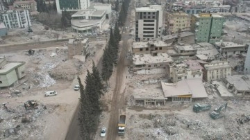 YÖK'ten deprem açıklaması. Prof. Dr. Özvar: Ağır hasarlı 106, az hasarlı 410 bina tespit ettik