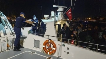 Yunanistan unsurları itmişti. 42 düzensiz göçmen karaya çıkarıldı